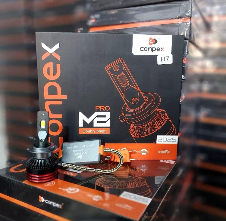 هدلایت کانپکس مدل M8 PRO پایه 880 بسته دو عددی